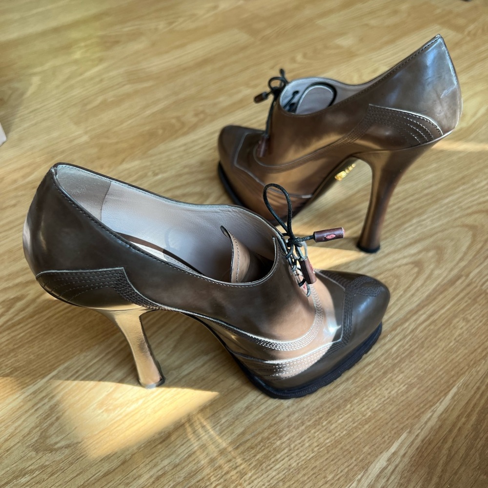 Prada lace up platform pump